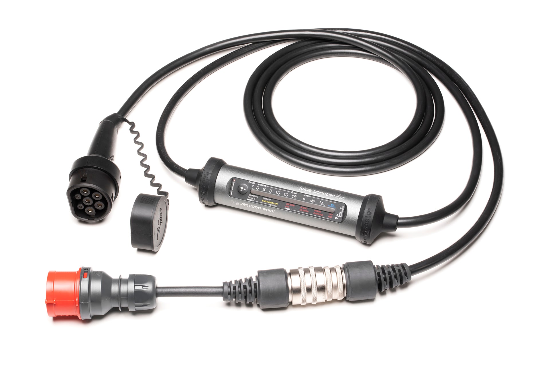 Das HUK Juice Booster 3 air HUK-Set ist ein schwarzes EV-Ladekabel mit Steuerbox, Typ-2-Stecker und orangefarbenem Industriestecker – perfekt als mobile Ladestation oder mit dem leistungsstarken JUICE BOOSTER 2. Aufgewickelt auf weißem Hintergrund dargestellt.