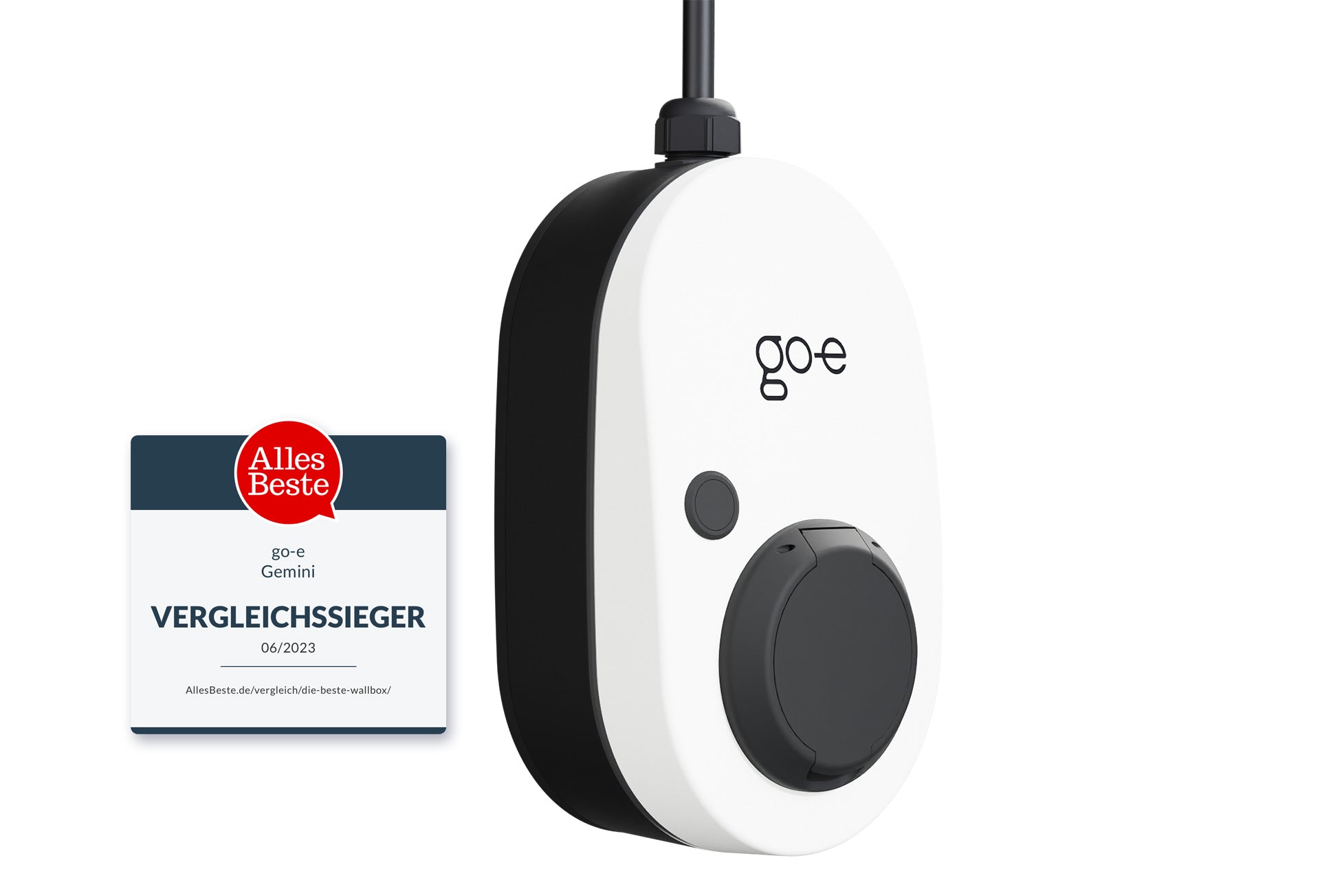 Der go-e Charger Gemini von go-e wird neben einem „Alles Beste Vergleichssieger 06/2023“-Award-Abzeichen gezeigt, das seine fortschrittlichen Lastmanagementfunktionen hervorhebt.