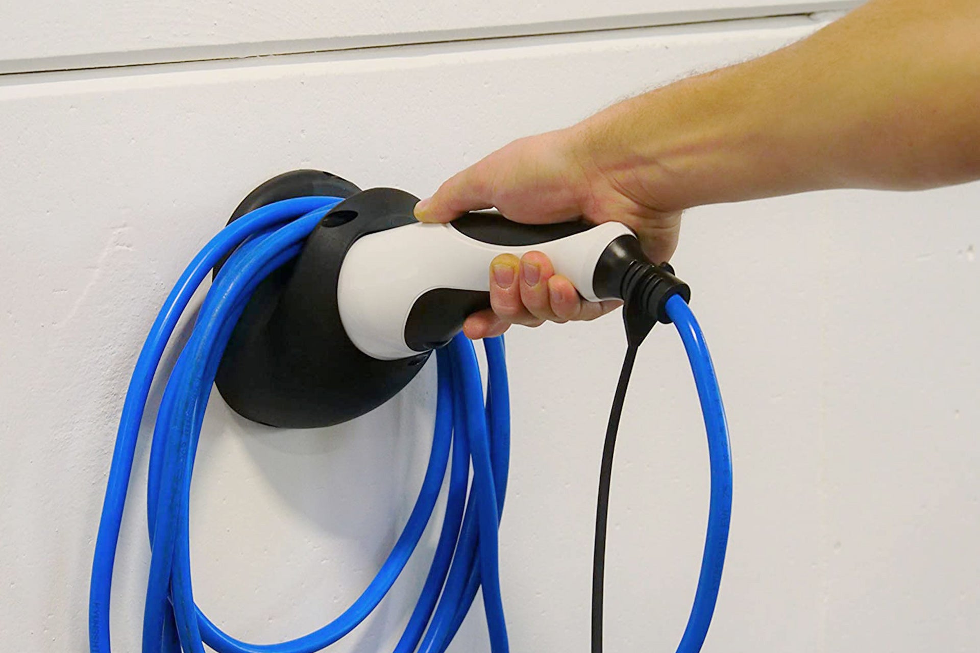 Kabelhalter für Ladekabels mit Typ 2 Stecker